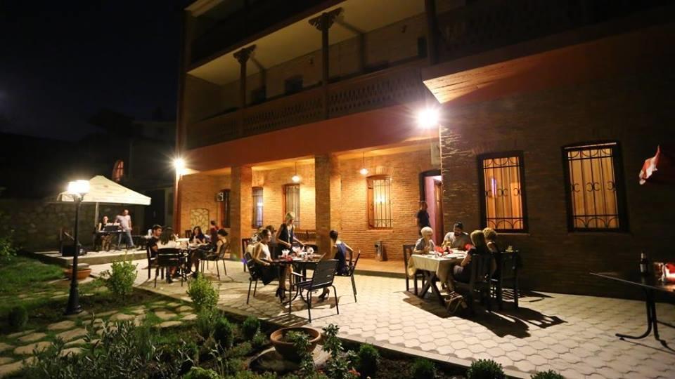 Hotel Sweet Home Telavi Kültér fotó