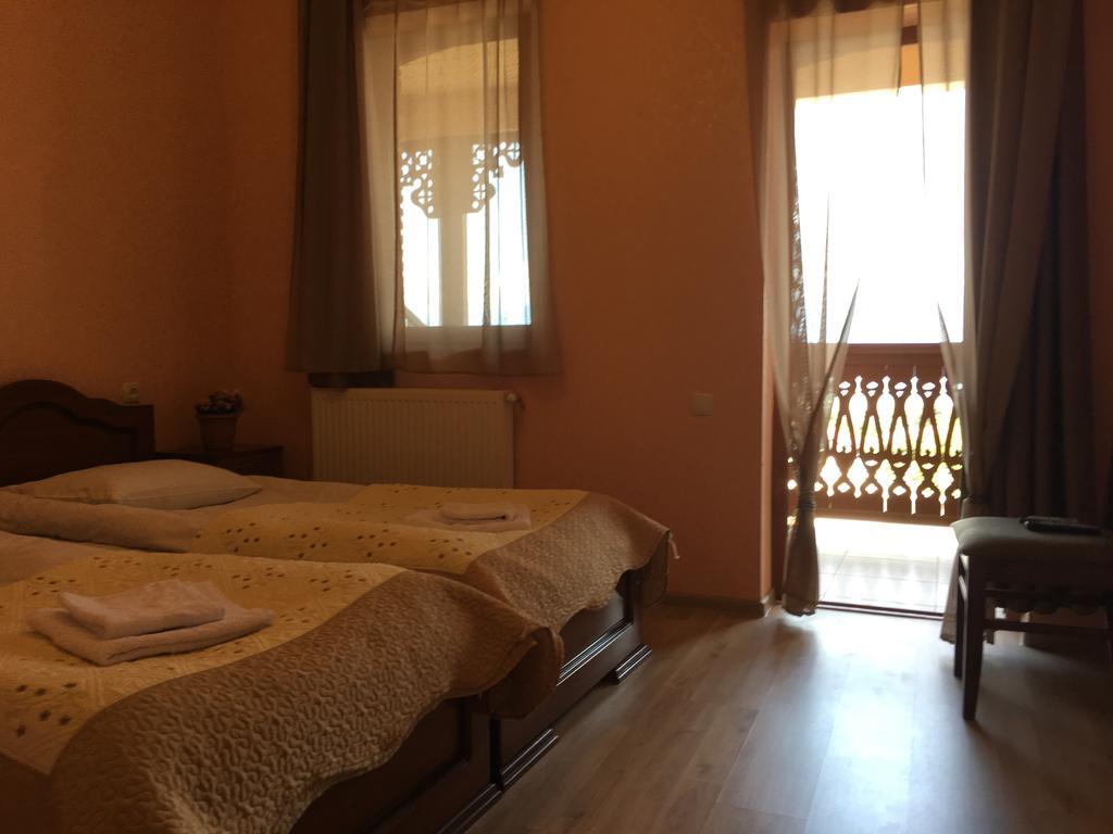 Hotel Sweet Home Telavi Kültér fotó