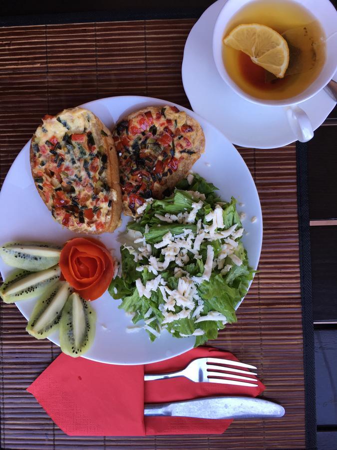 Hotel Sweet Home Telavi Kültér fotó